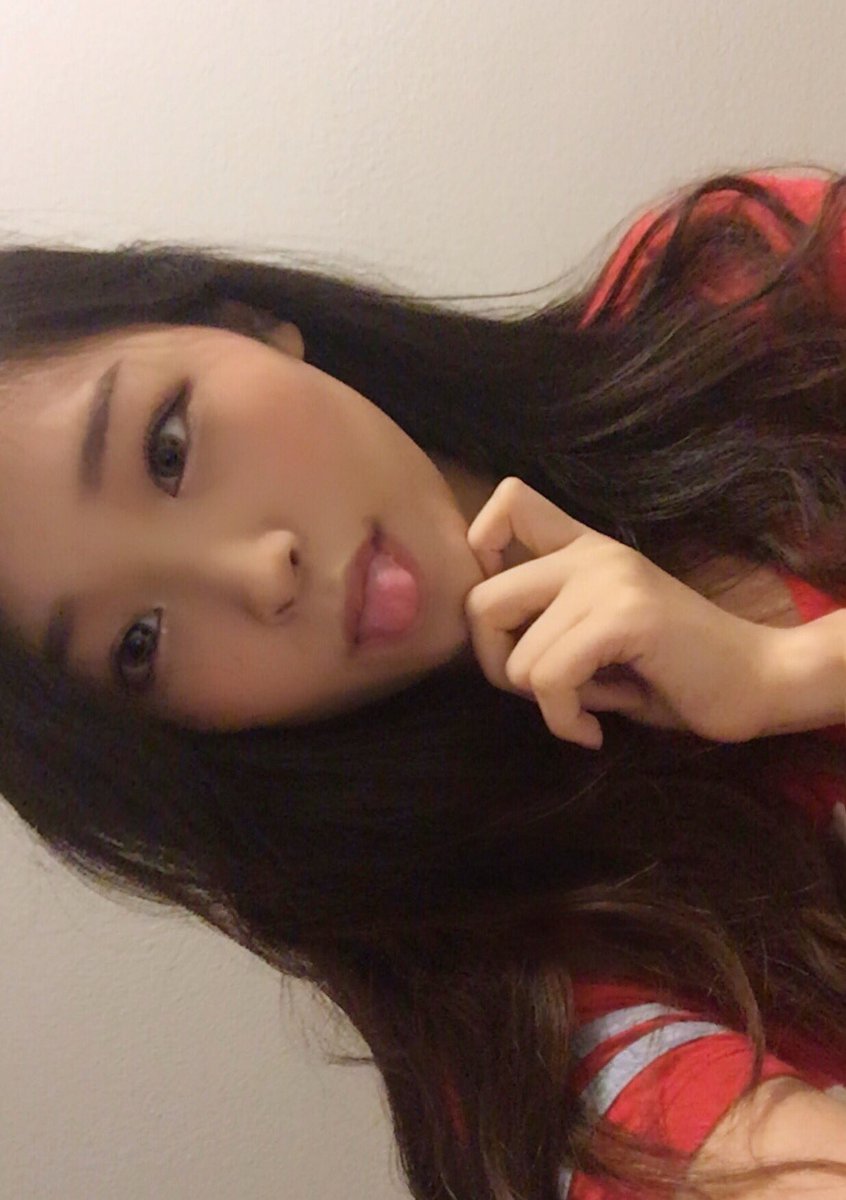 Hyoon / Aikuros #9BiyDFbF