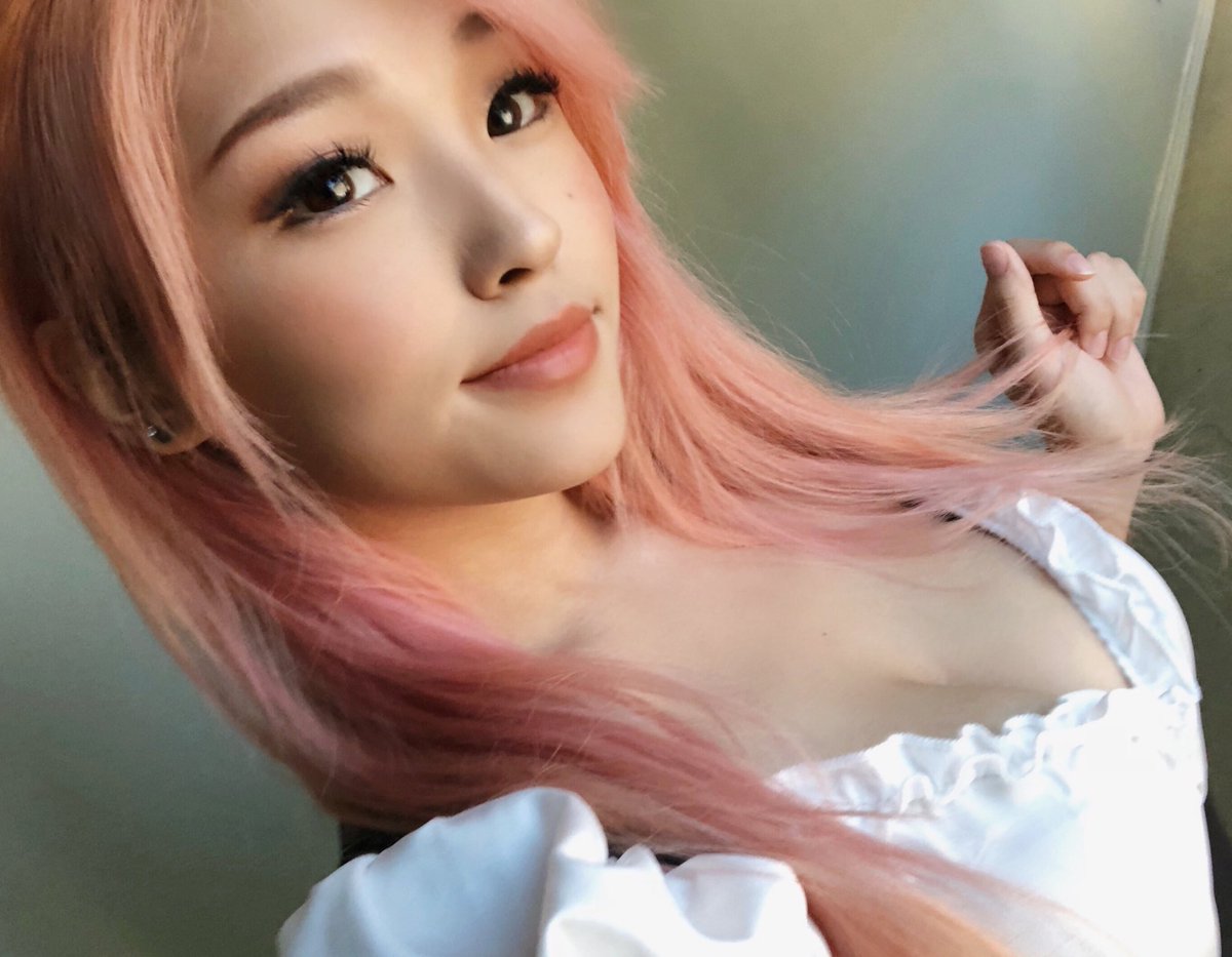 Hyoon / Aikuros #TI9W1ILU