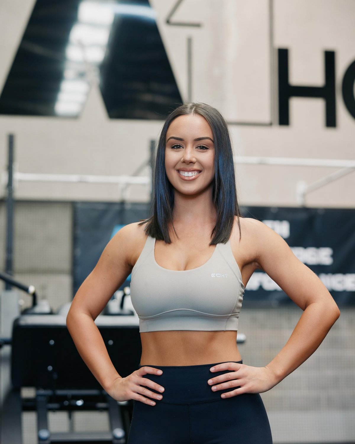 Renae's Sister, Amy Watchirs is an Actual OF Prostitute Whore #UF5AAhi1