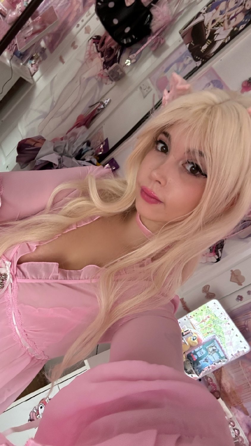 Sexy little E-Slut #IdX6uPvz